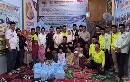 H Maulana Santuni Ratusan Anak Yatim Piatu dan Kaum Dhuafa Jambi Timur