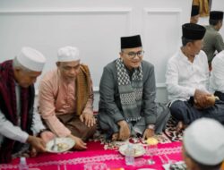 Didampingi Ustadz Zayadi, H. Maulana Safari Ramadan di Masjid Jami’ Al Kahfi Pelayangan