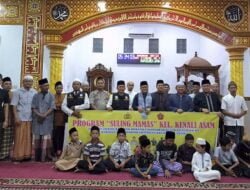 Jaga Silaturahmi, H Maulana Sholat Subuh Bersama Forum RT Kota Jambi di Masjid Jami’atul Umat