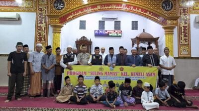 Jaga Silaturahmi, H Maulana Sholat Subuh Bersama Forum RT Kota Jambi di Masjid Jami’atul Umat