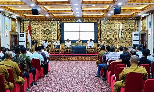 Tongkang Batubara Tabrak Pilar Jembatan Gubernur Al Haris Perusahaan Harus Tangung Jawab