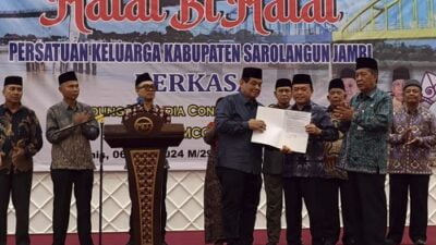 Disaksikan CE Perkasa Deklarasi Dukung Haris-Sani di Pilgub Jambi 2024