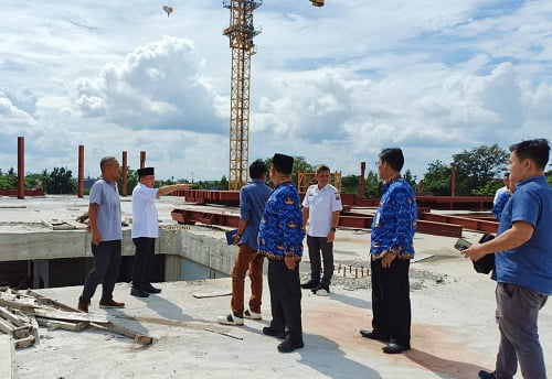 Gubernur Al Haris Sidak Proyek Islamic center, Tekankan Proyek Selesai Tepat Waktu