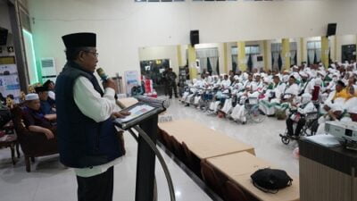 Lepas JCH Kloter 28, Wagub Sani: Jaga Kesehatan, Fisik dan Bathin