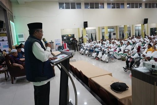 Lepas JCH Kloter 28 Wagub Sani Jaga Kesehatan Fisik dan Bathin