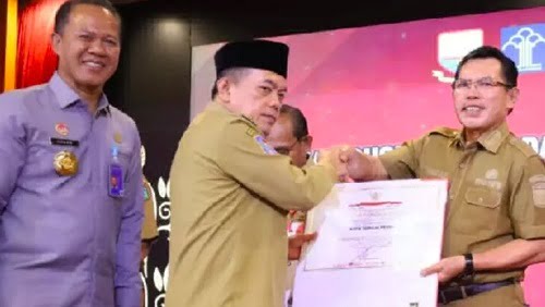 Pemkot Sungai Penuh Terima Penghargaan Kota Peduli HAM