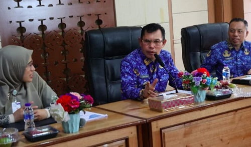 Wako Ahmadi Zubir Pimpin Rapat Forum Komunikasi BPJS Kesehatan