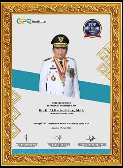 Gubernur Al Haris Raih Pengharagaan Top GPR Figure Award 2024