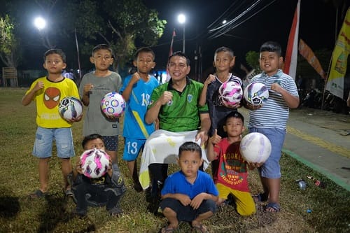 MFA Silahturahmi dan Bermain Futsal bersama Masyarakat Sridadi