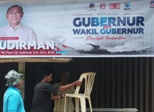 Curang, Lurah Teluk Dawan Diduga Nekat Pasang Sendiri Baliho Romi