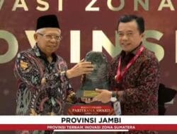 Al Haris Terima Penghargaan Paritrana Award 2024 dari Wapres Ma’aruf Amin