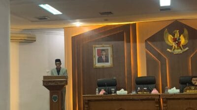 Bakhtiar sampaikan Jawaban Pemda Terhadap Padangan Umum Fraksi-Fraksi DPRD Batanghari