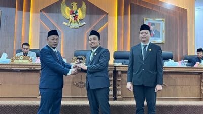 Rahmad Hasrofi dan Muhammad Firdaus Resmi Menjadi Unsur Pimpinan DPRD Batanghari