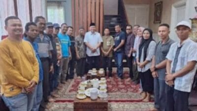 Tim Keluarga Budi Setiawan Juga ke H Abdul Rahman-Andi Muhammad Guntur