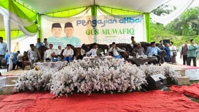 Haris-Sani Didampingi Zumi Zola Gelar Tabligh Akbar Bersama Gus Muwafiq di Sungai Bahar
