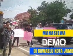 Desak Usut Oknum Lurah Diduga Tak Netral, Massa Demo di Bawaslu Kota Jambi