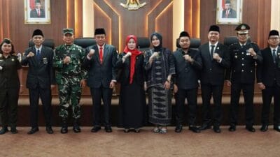 Pelantikan Waka II DPRD dihadiri PJS Bupati Batanghari
