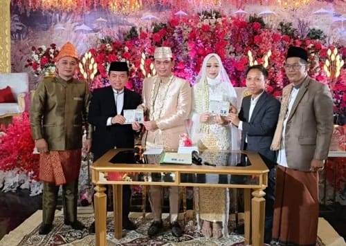 Al Haris jadi Saksi Pernikahan Wakil Ketua DPRD Provinsi Jambi Icol dan Dina