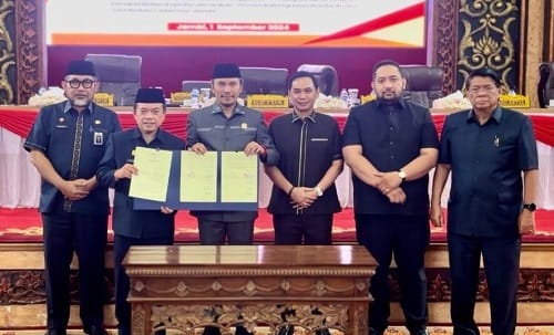 DPRD Bersama Pemprov Jambi Sahkan APBD Perubahan 2024