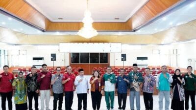 Asisten I Buka Giat Evaluasi dan Pembinaan Wilayah Sadar Hukum