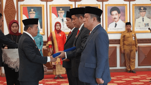 Kukuhkan Pjs Tiga Wilayah, Gubernur Al Haris Jaga Sinergitas dan Kondusifitas Daerah
