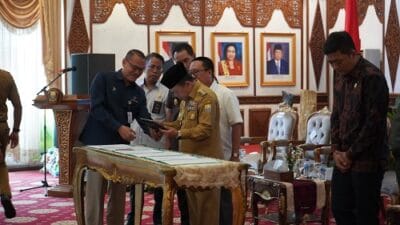 Penyerahan DIPA dan TKD 2025 Gubernur Al Haris Gunakan Anggaran APBD dengan Bijaksana