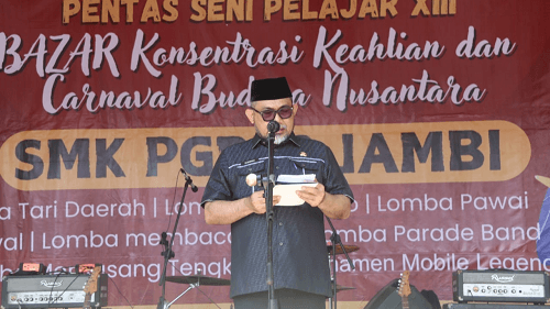 Pjs Gubernur Sudirman Apresiasi Peran SMK PGRI 2 Ciptakan Lulusan Terbaik