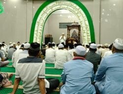 Gubernur Al Haris Bersama Pejabat Pemprov Jambi Safari Subuh di Masjid Shobahul Khoiriyah Thehok
