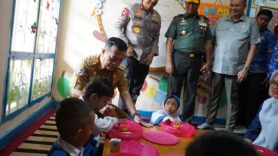Gubernur Al Haris Launching Makan Bergizi Gratis