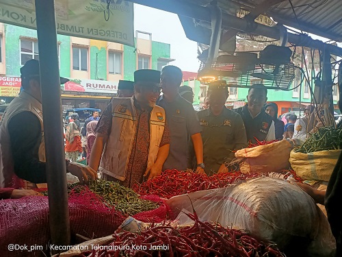 Sekda Sudirman Pastikan Sembako Tersedia dan Terjangkau Jelang Puasa dan Lebaran