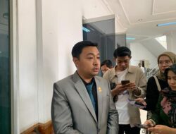 Ketua DPRD Minta Pemprov Segara Perbaiki Jalan Provinsi yang Rusak Parah di Muara Bulian