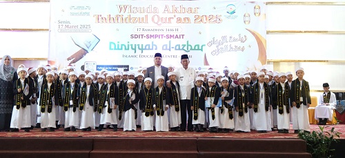Wagub Abdullah Sani Hadiri Wisuda Tahfidz Qur’an Ke-IV Diniyyah Al-Azhar