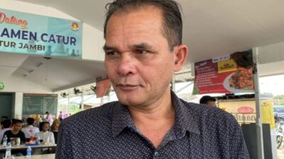Anggota Komisi III DPRD Provinsi Soroti Kerusakan Jalan di Jembatan Aurduri