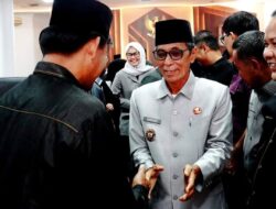 Wabup Bakhtiar Beri Jawaban Terhadap Pemandangan Umum Fraksi-fraksi DPRD Batang Hari