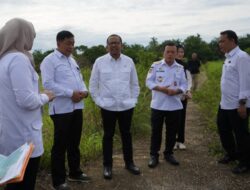 Gubernur Al Haris Dampingi Wakil KSP M Qodari Tinjau Kesiapan Lokasi Sekolah Rakyat Di Tanjabtim