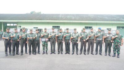 Kasrem 042/Gapu ikuti penyerahan simbolis Randis Mobil Maung dukungan Kemenhan RI