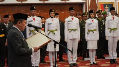 Gubernur Al Haris Kukuhkan 54 Anggota Paskibraka Provinsi Jambi Tahun 2025