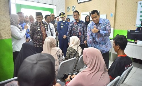 Dibawah Kepemimpinan Maulana, Pemkot Jambi Raih Predikat Pelayanan Prima Dari Kemen PANRB