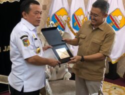 Gubernur Al Haris Audiensi Bersama Hutama Karya, Bahas Operasional Tol Tempino Sampai Simpang Ness