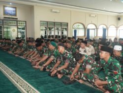 Memperingati Maulid Nabi Muhammad SAW 1447 H/2015 M, Korem 042/Gapu Membangun Karakter TNI Prima