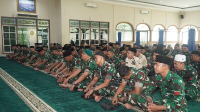 Memperingati Maulid Nabi Muhammad SAW 1447 H/2015 M, Korem 042/Gapu Membangun Karakter TNI Prima