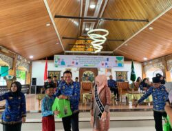 Ribuan Siswa/i di Batang Hari Terima Bantuan Seragam Sekolah