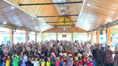 Bunda Zulva Fadhil Jadi Pemateri Sosialisasi Wajib Belajar 13 Tahun