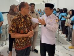 Tinjau SPPG di Pemayung, Gubernur Al Haris Minta Beli Bahan Pokok di Jambi Agar Perputaran Ekonomi Semakin Meningkat