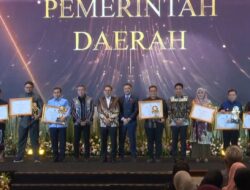 Gubernur Al Haris Terima Penghargaan “Pemerintah Daerah Terbaik” dari Kementerian Kebudayaan