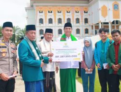 Hadiri Hari Santri Nasional Tahun 2025 di Merangin, Wagub Sani Ajak ASN Berperan Aktif Bantu Kehidupan Ponpes
