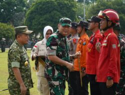Gubernur Al Haris Dampingi Pangdam XX/TIB Pimpin Apel Kesiapsiagaan Penanggulangan Karhutla di Provinsi Jambi