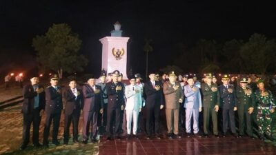 Mengenang Jasa Para Pahlawan Bangsa, Ketua DPRD Ikuti Apel Kehormatan Dan Renungan Suci