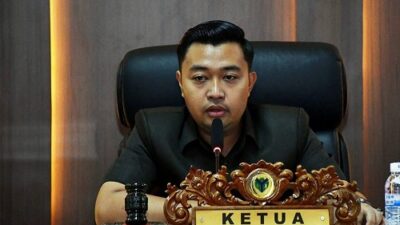 Rahmad Hasrofi Pimpin Paripurna Jawaban DPRD Atas Pemandangan Umum Pemkab Terhadap Nota Pengantar 2