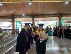 Wisuda Akbar Sekolah Lansia Tangguh Kabupaten Batang Hari Tahun 2025 di Hadiri Bupati MFA